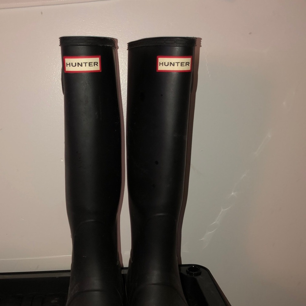Black matte Hunter boots